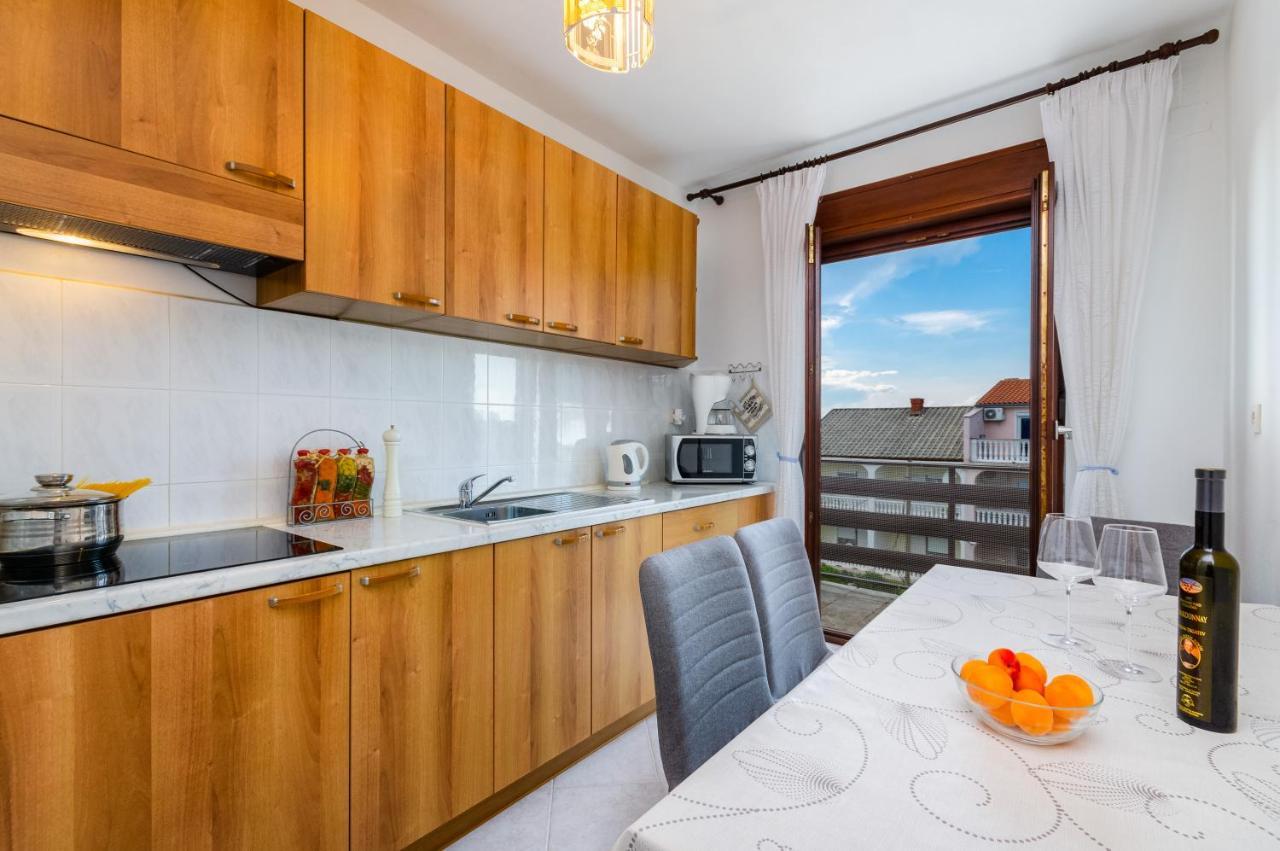 Apartmani Suncica Selce Exterior photo