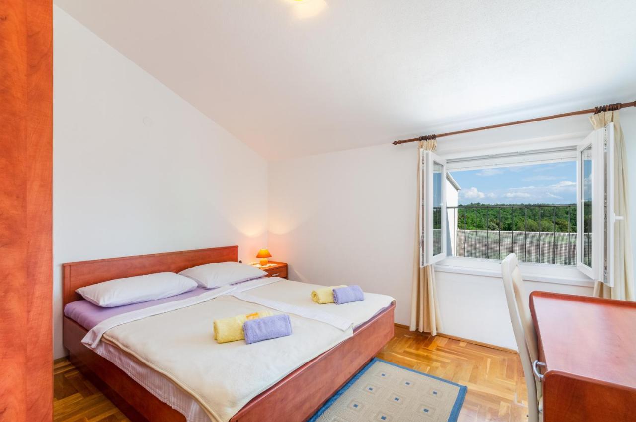 Apartmani Suncica Selce Exterior photo