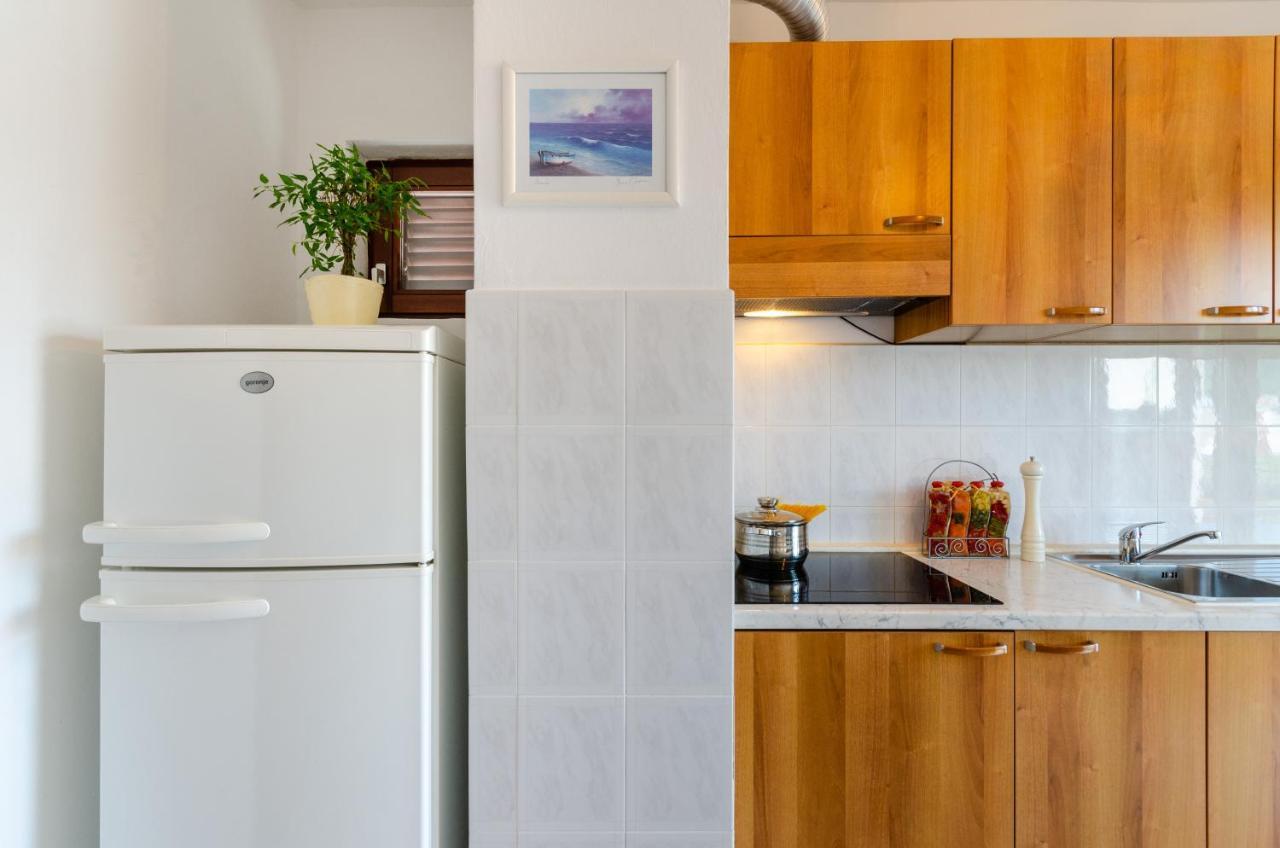 Apartmani Suncica Selce Exterior photo